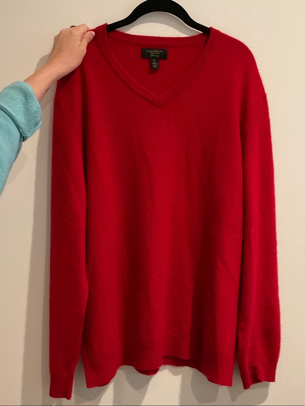 Club Room Bright Red V-Neck Cashmere Blend Sweater